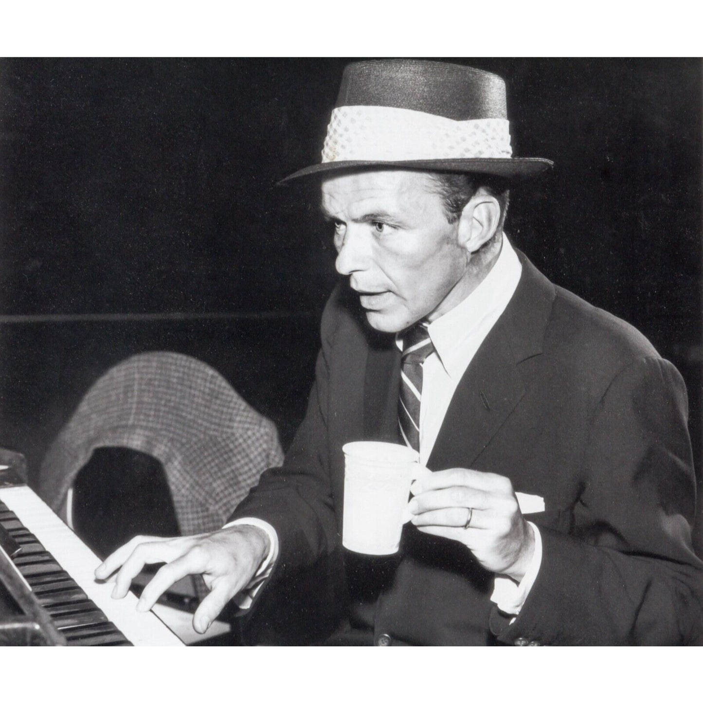 Frank Sinatra Hulton Getty Photographic Print Framed NFS Prototype Gorgeous!