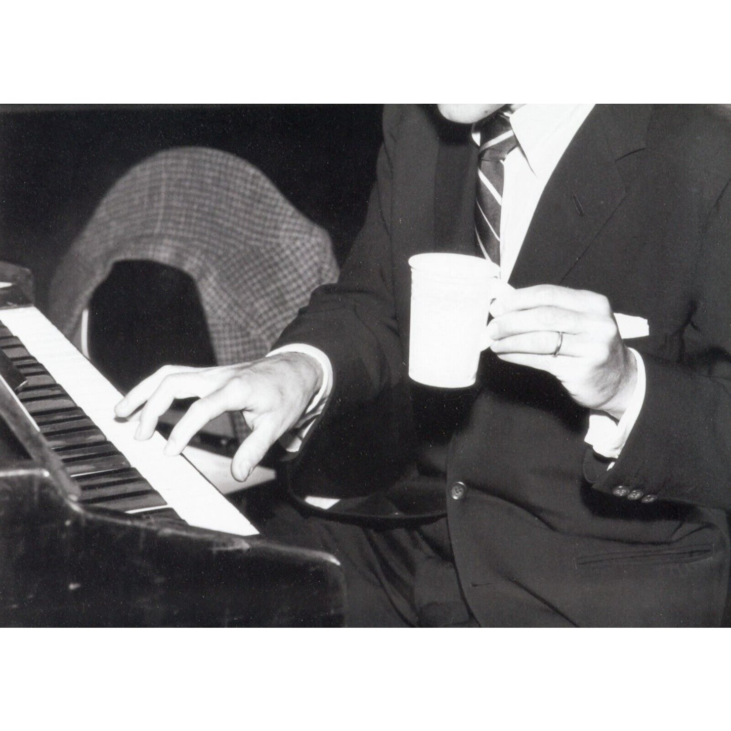 Frank Sinatra Hulton Getty Photographic Print Framed NFS Prototype Gorgeous!